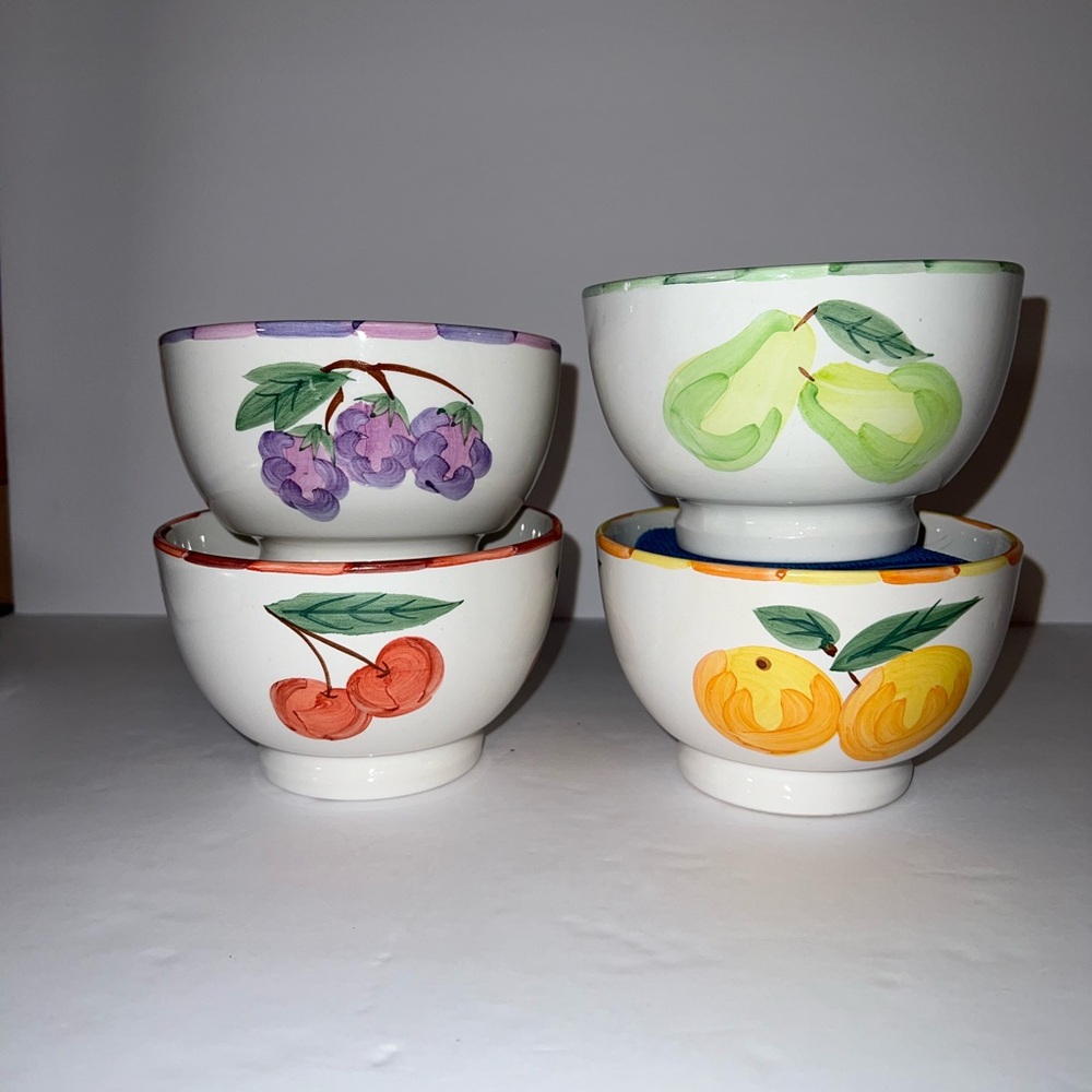 Vintage Set of 4 1999 Smuckers Fruit Print Bowls